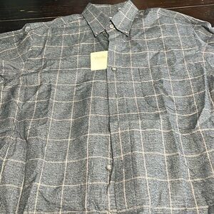 men’s button down shirt NWT